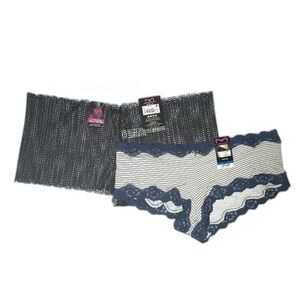 Maidenform XL/Size 8 Hipster/Boyshort 2 pair Bundle